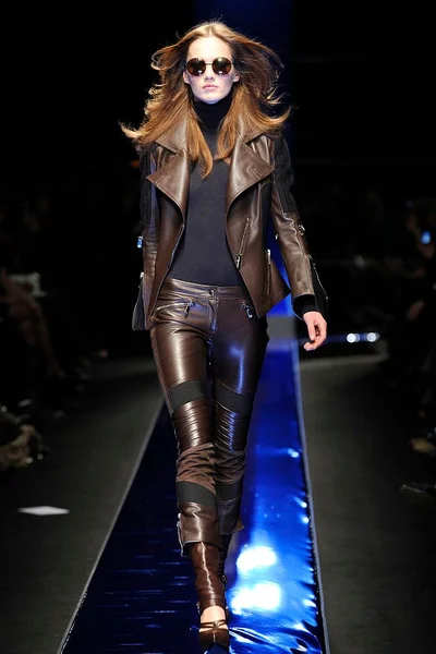 Look 6